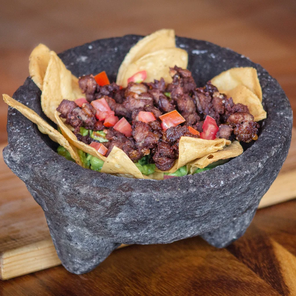 Molcajete con Carne
